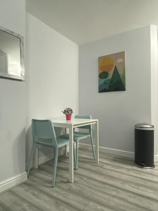 Comfortable - Cosy - Budget Studios In City Center Londres Extérieur photo