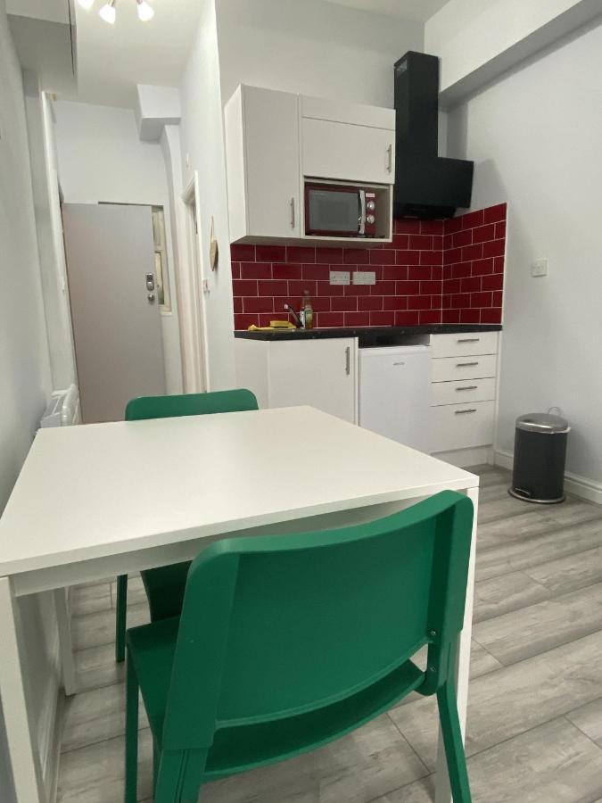 Comfortable - Cosy - Budget Studios In City Center Londres Extérieur photo
