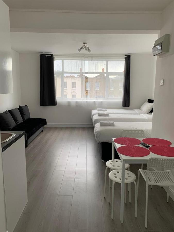 Comfortable - Cosy - Budget Studios In City Center Londres Extérieur photo