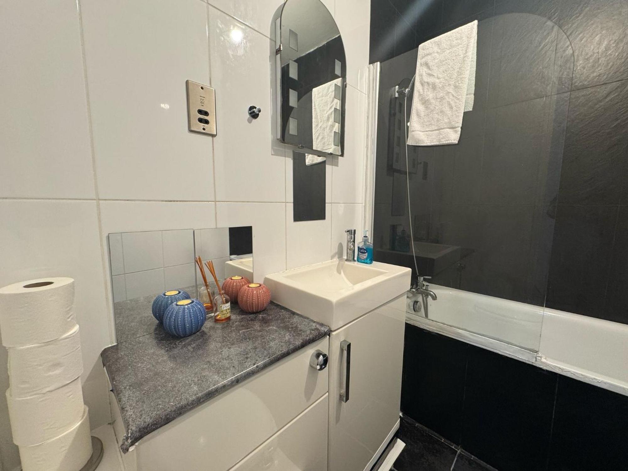Comfortable - Cosy - Budget Studios In City Center Londres Extérieur photo